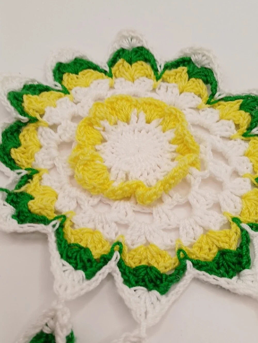 READ Handmade Crochet Floral Doily